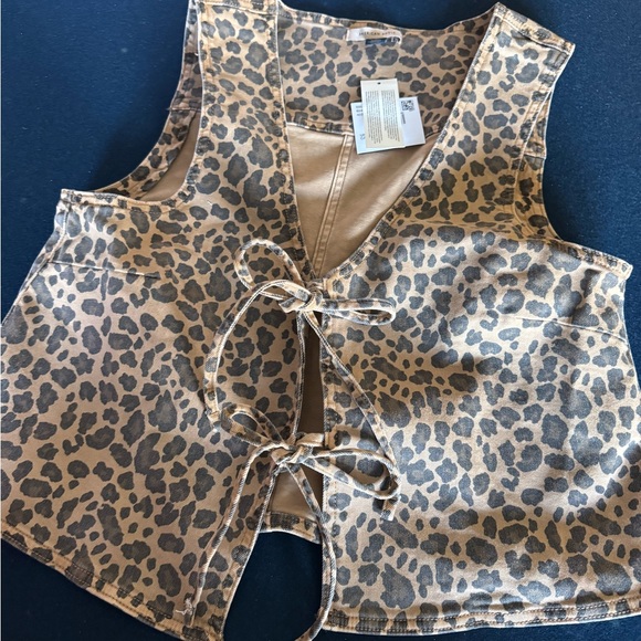 Leopard Print denim Lace-Up Vest by AMERICAN EAGLE 🦅 cute comfy and so cool! - Picture 1 of 8